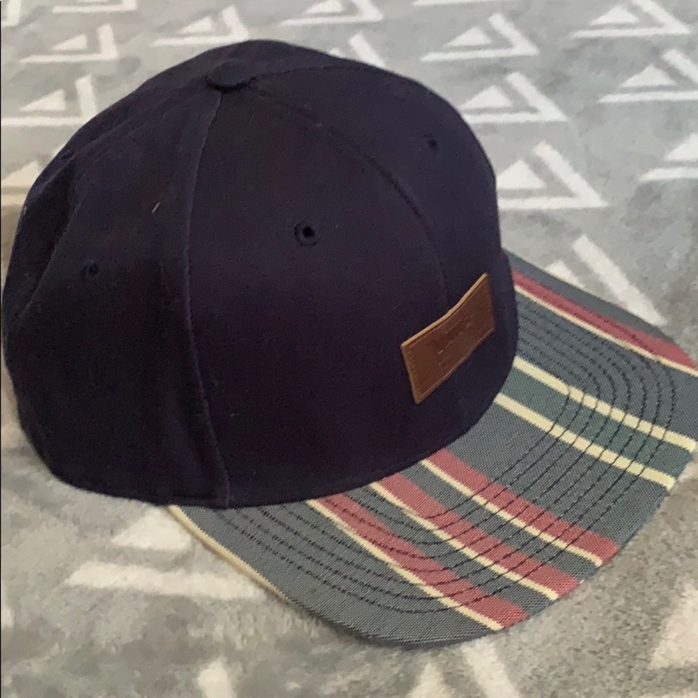 Vans hat snap back